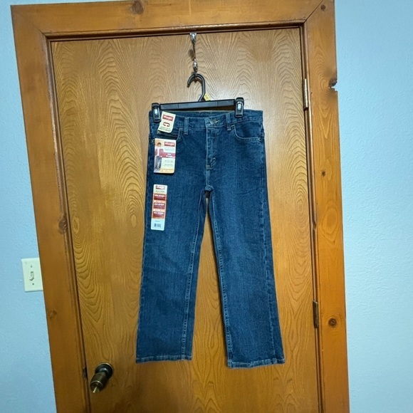 NWT Boy’s 10 Husky Wrangler Jeans - Picture 1 of 5